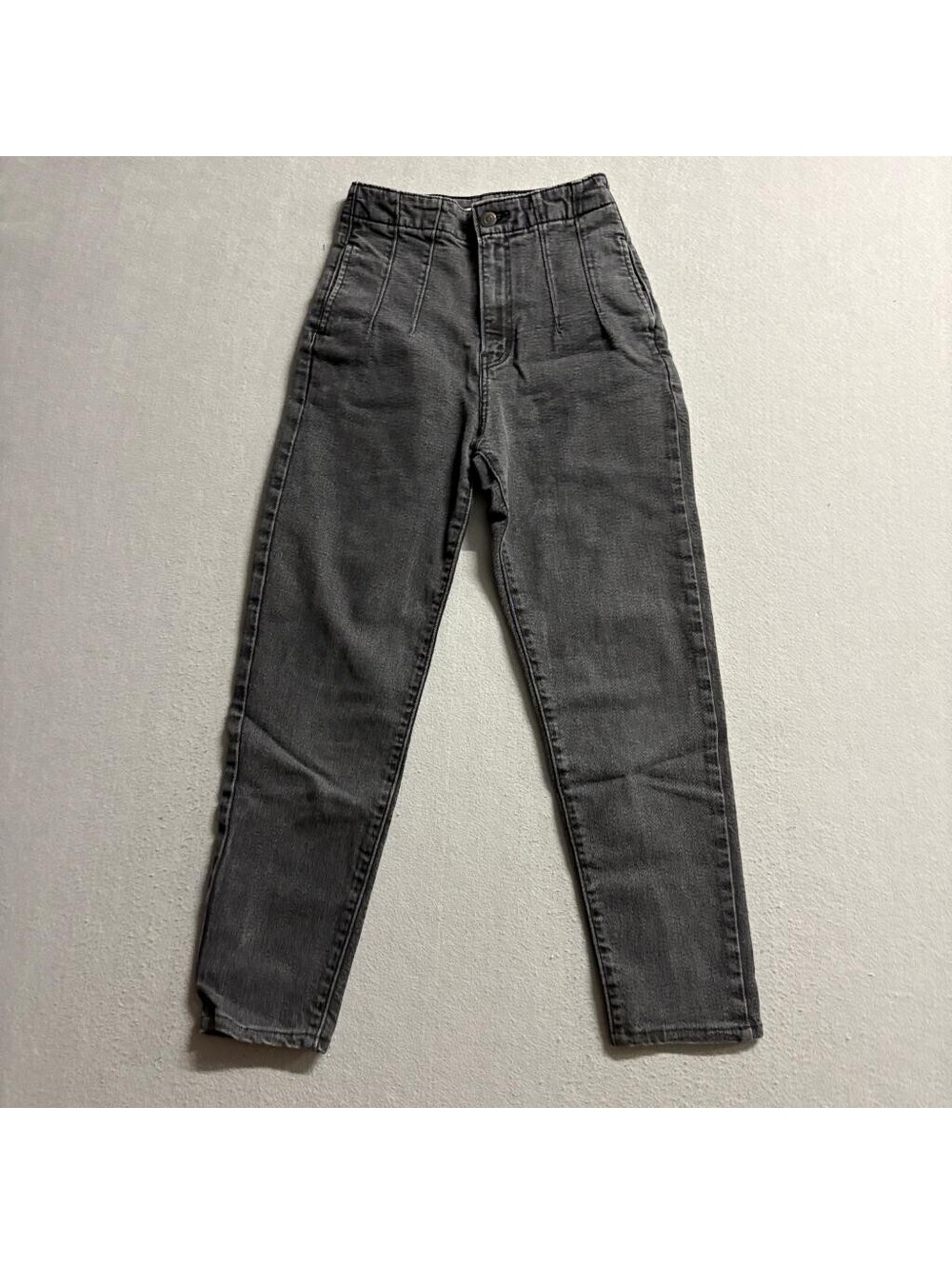 Levi's High Waisted Taper Jeans Womens 25 Black Gray Denim Pleated Front